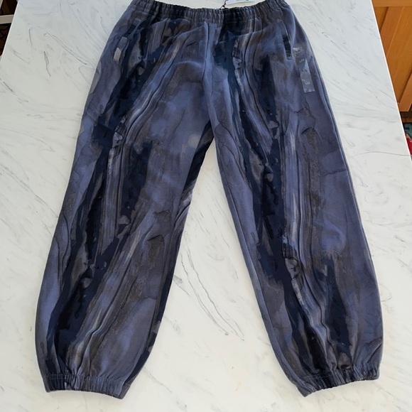 Calvin Klein Standard Logo Printed Joggers Marbled Blue sweatpants new nwt L - Picture 3 of 8